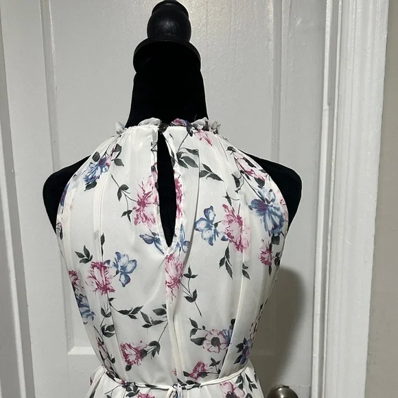💜Floral Halter Neck Dress💜 - Picture 8 of 9